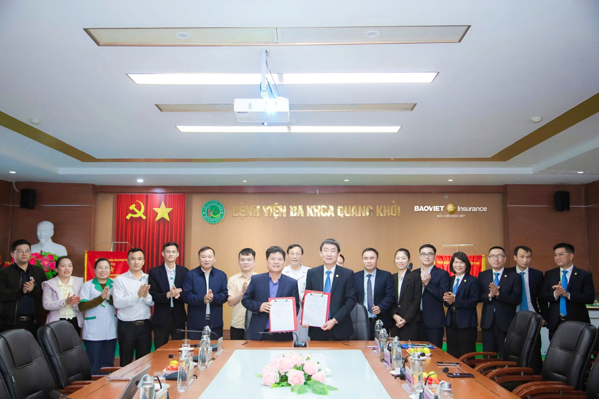 Benh vien da khoa quang khoi